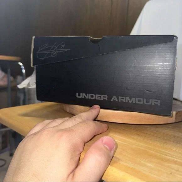 Under armour UA Harper 8 men’s baseball cleats size 9 - Picture 6 of 10